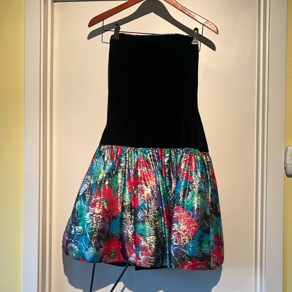 Morton Myles vintage cocktail dress size 6, 80’s, velvet, tulle, taffeta